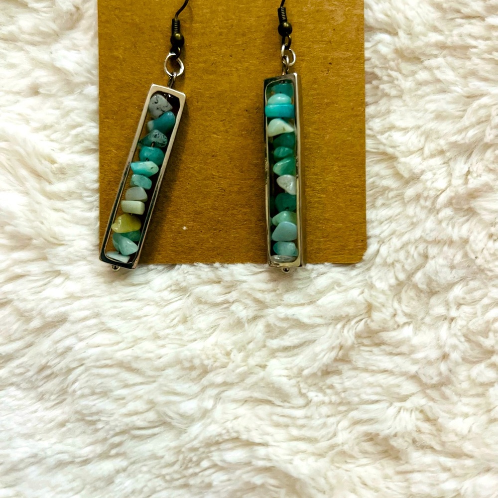 Earrings - Picture 3 of 5